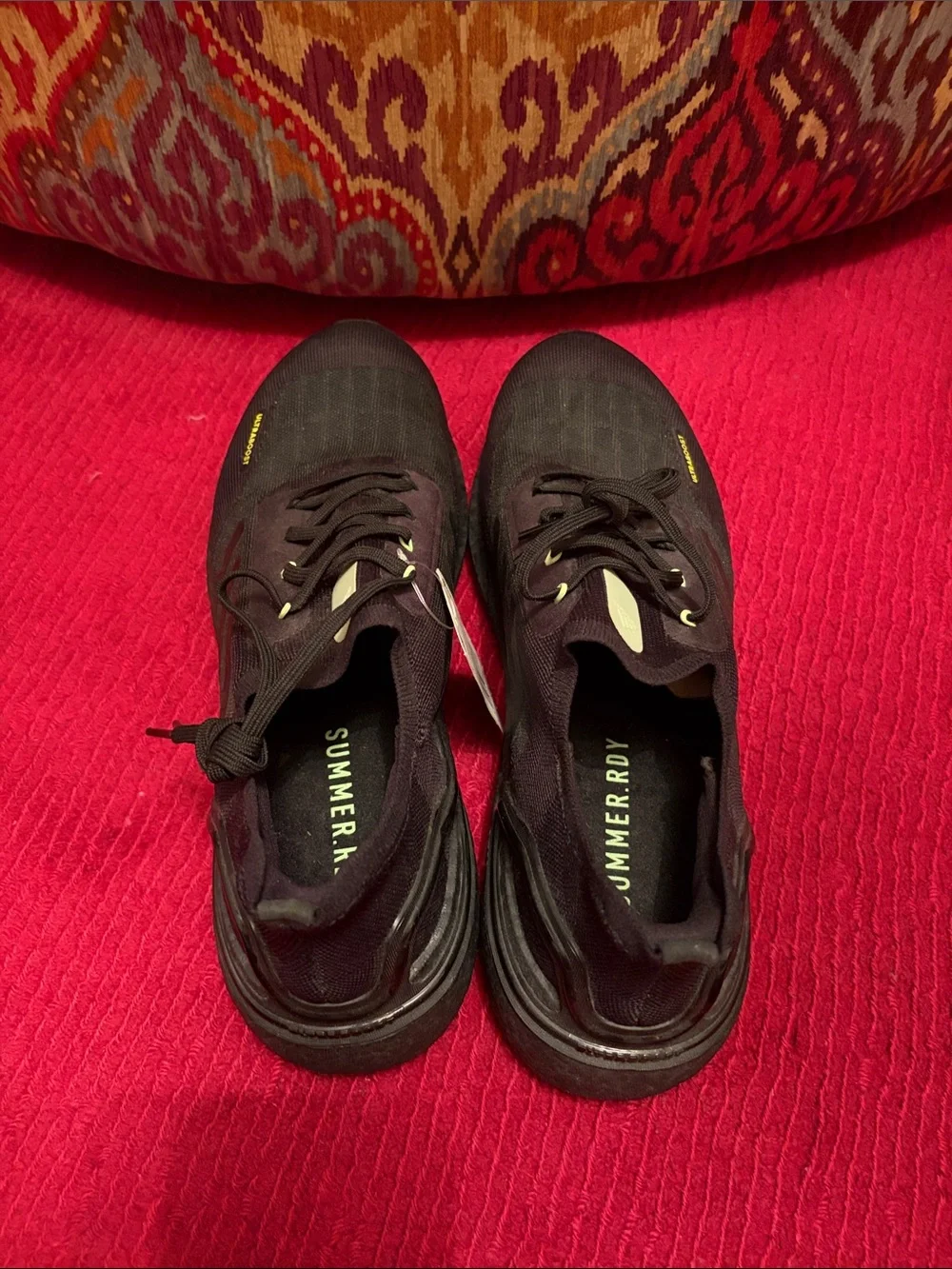 adidas Black Men's Athletic Running Shoes with Subtle Reflective Accents